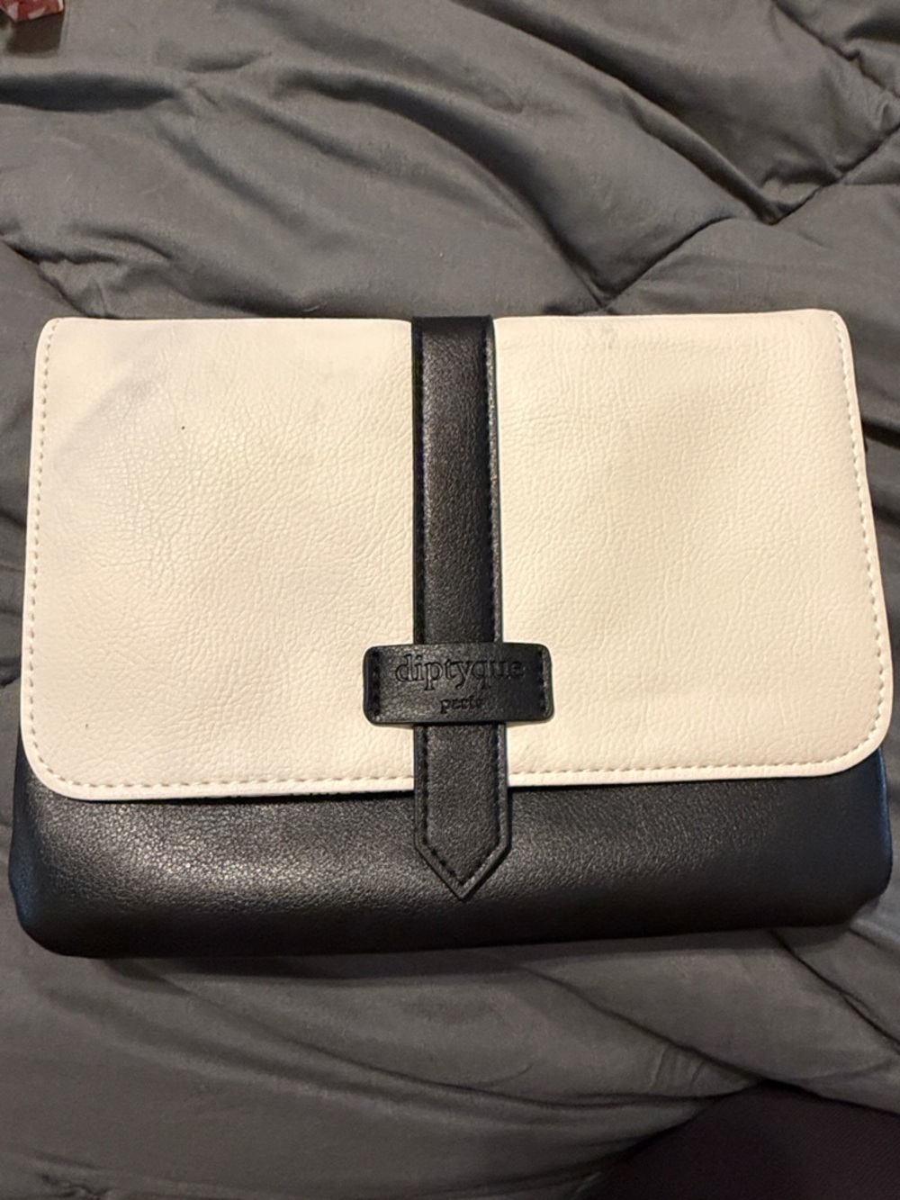 Diptyque White And Black Leather Flap Clutch